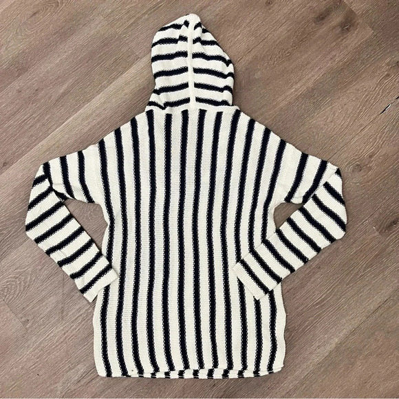 Vince Camuto Stripe Knit Cozy Comfy Hoodie - Picture 3 of 6